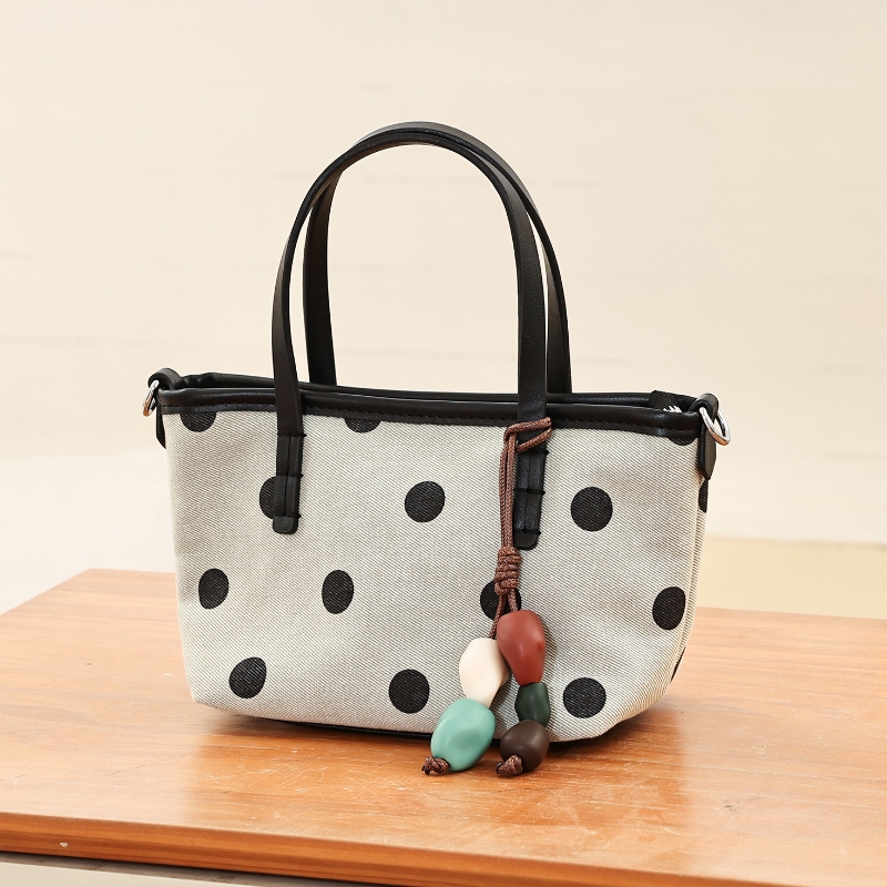 Interior Design Trends 2026 - Bolsa de Ombro Feminina de Lona