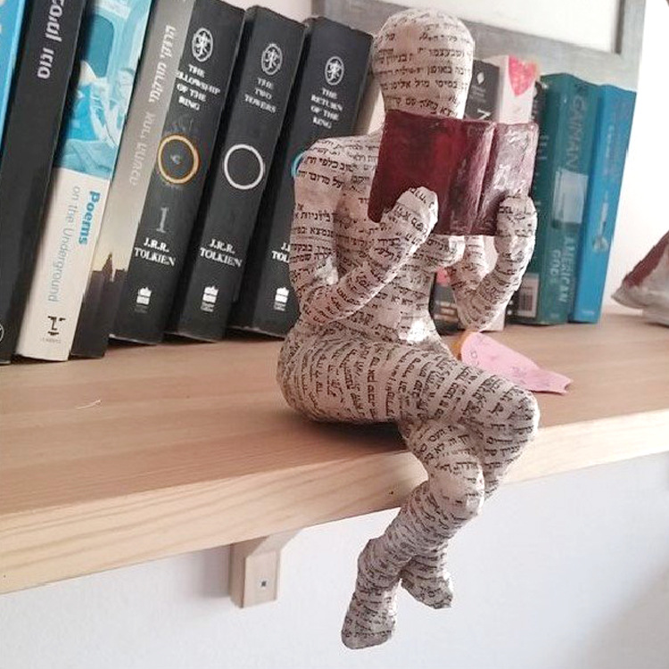 A mulher de leitura estátuas a - Interior Design Home Decor avaliação e preço