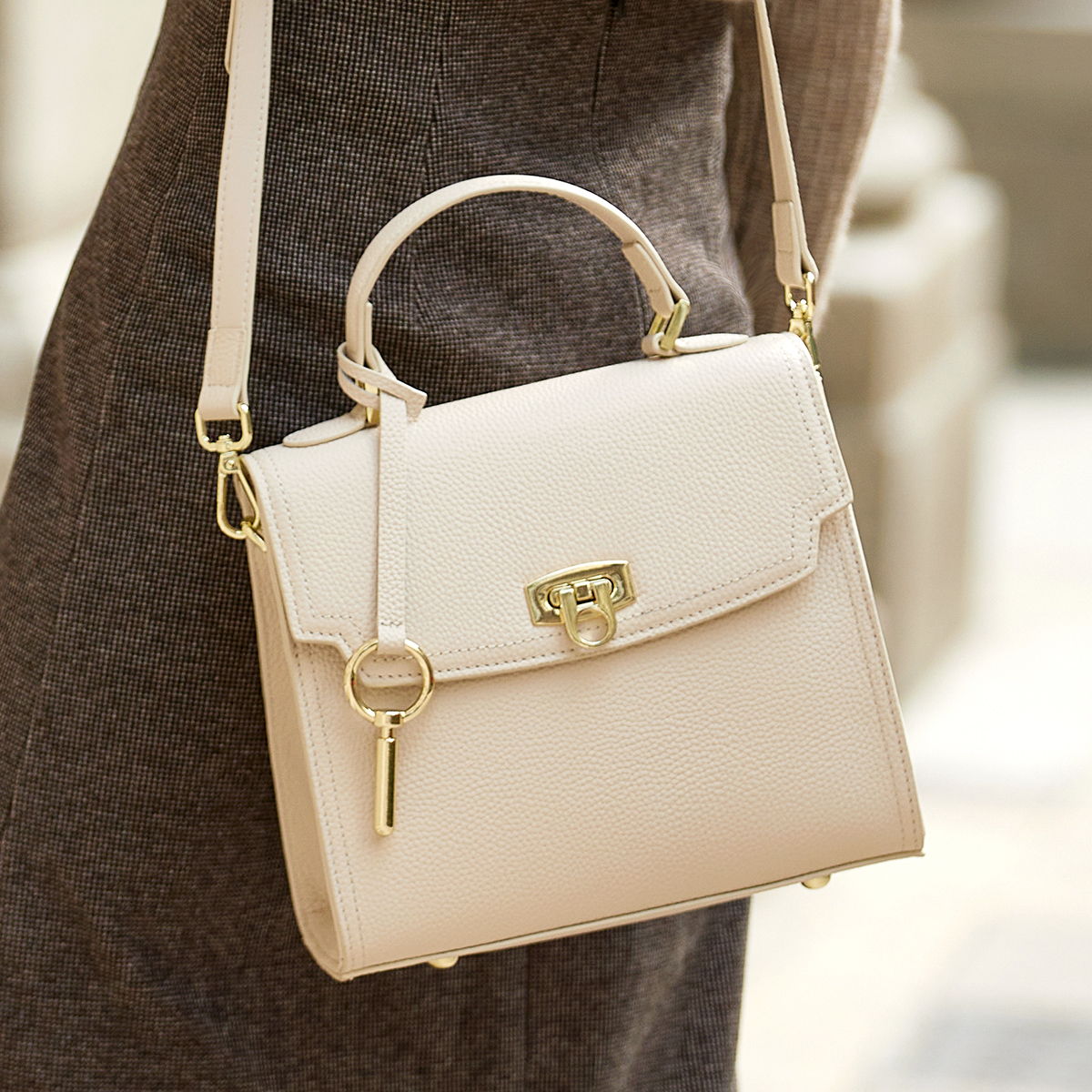 Bolsas Femininas de Couro Genu - Interior Design Trends 2026 avaliação e preço