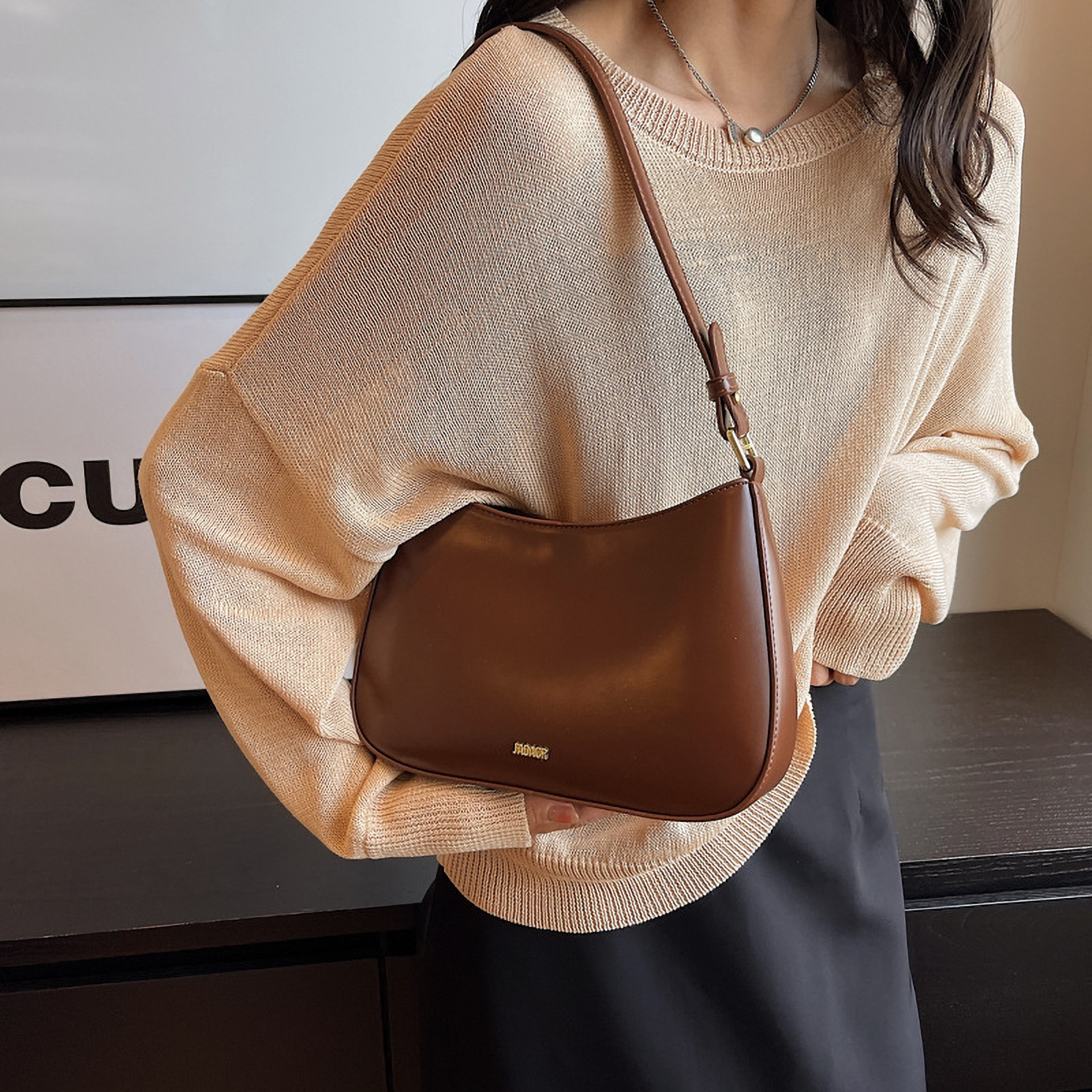 Bolsas de Ombro Vermelhas para - Interior Design Trends 2026 avaliação e preço